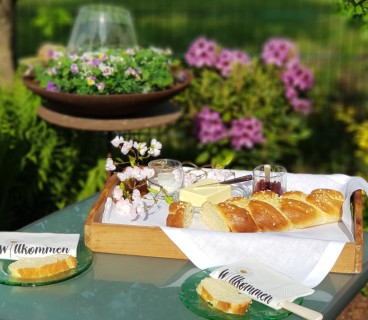 Vasen, stylishen Schalen, herrlichen Windlichtern, schönen Trockenblumen ist einfach Schöner Wohnen. Raumdeko und Wohndeko für Ihren Lifestyle Daheim.